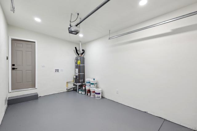 3821 Shiloh Rd, San Diego CA: https://media.crmls.org/mediaz/4f79ae8d-f16f-4de0-bc57-f37876deb009.jpg