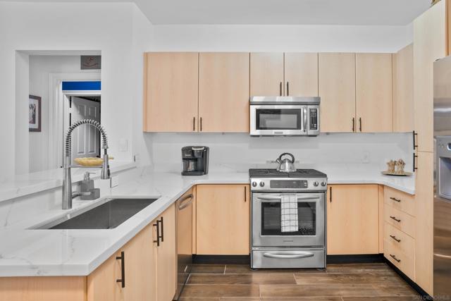 1480 Broadway, San Diego, California 92101, 2 Bedrooms Bedrooms, ,2 BathroomsBathrooms,Condominium,For Sale,Broadway,250029219SD