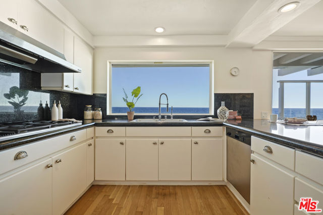 Drew Fenton | 26908 Malibu Cove Colony Drive Malibu CA | MLS: 7462651 Drew Fenton | 26908 Malibu Cove Colony Drive Malibu CA | MLS: 7462651