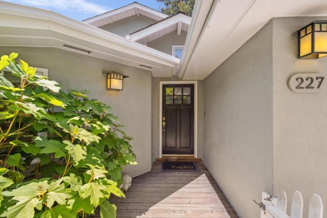 227 Santa Margarita Avenue, Menlo Park CA: https://media.crmls.org/mediaz/4f7aba4f-d514-4dd5-b9a7-78db763eb4e7.jpg