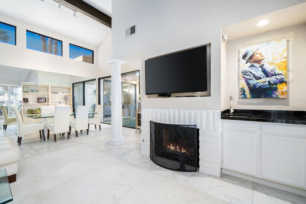 MLS #219125157DA image #3