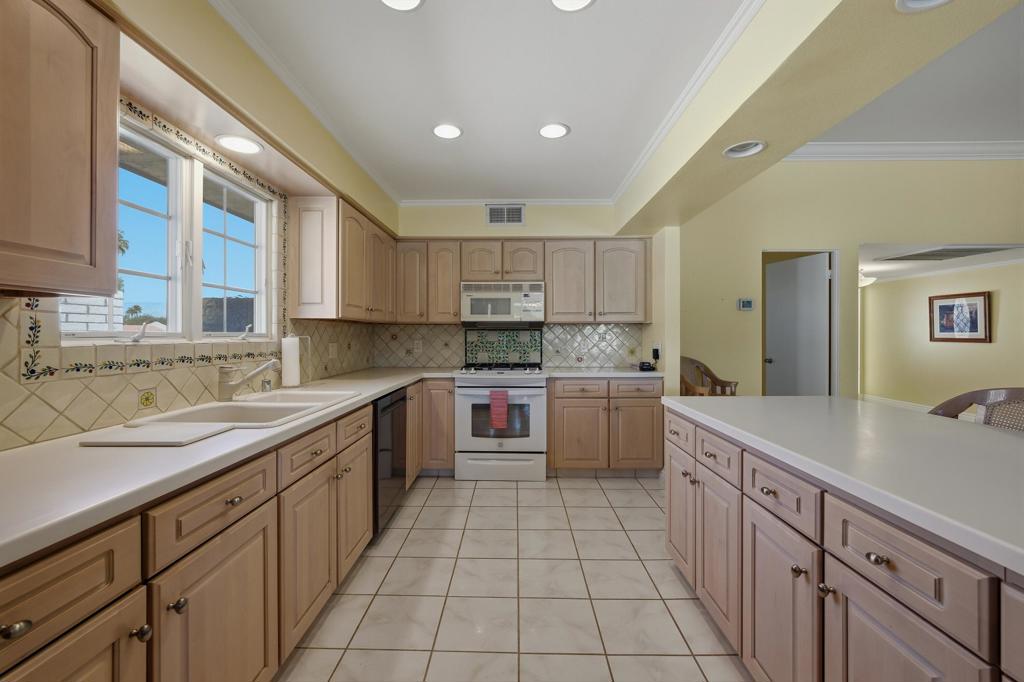 MLS #219137919DA image #13