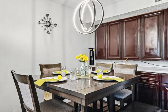 5350 Baltimore Drive, La Mesa CA: https://media.crmls.org/mediaz/4f7d0a1d-81c0-486d-b026-e9e0fe767798.jpg