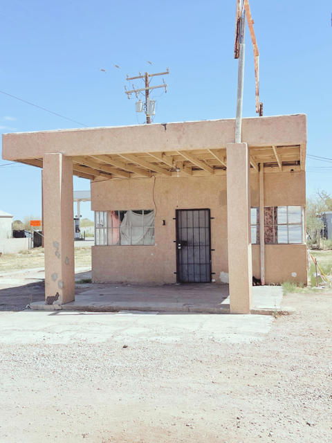 3550 W Hobson Way, Blythe CA: https://media.crmls.org/mediaz/4f7dd409-e600-4f52-a1e9-dc3668f07349.jpg
