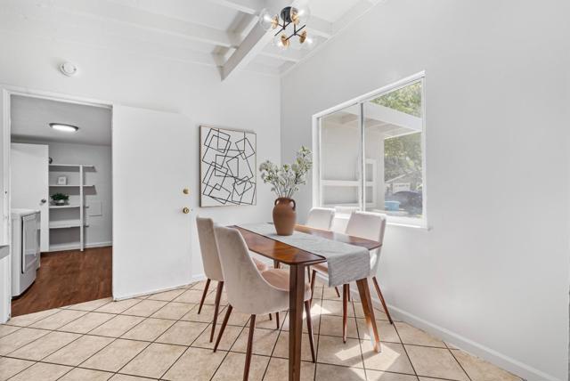1651 Cabrillo Avenue, Santa Clara CA: https://media.crmls.org/mediaz/4f7e3209-edd6-4c6a-8b26-ec7ef18c3507.jpg