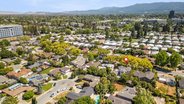581 Pamlar Avenue, San Jose CA: https://media.crmls.org/mediaz/4f7e3e01-21f8-49e0-80a7-64f8b491cd1c.jpg