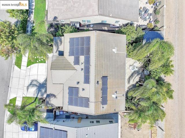 4746 Mammouth Lane, Oakley CA: https://media.crmls.org/mediaz/4f7ec1d9-b989-431f-8321-e1006d58e7bd.jpg