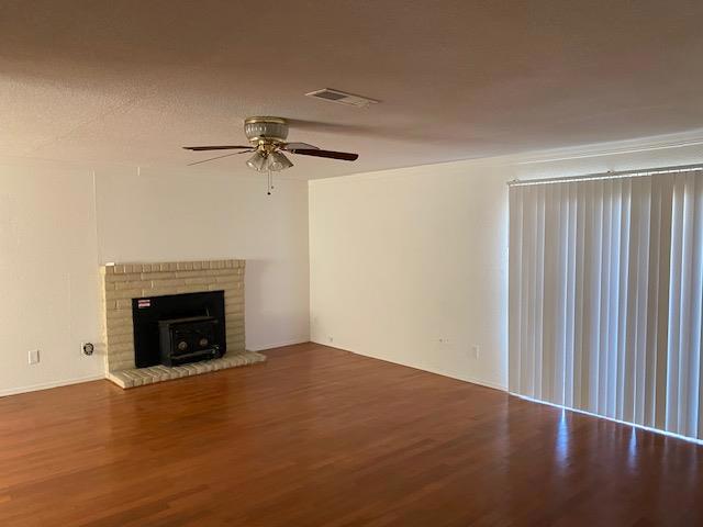 Image 7 of 19 For 7010 Hemet Avenue