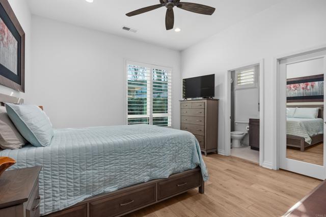 1941 Estancia Place, Escondido CA: https://media.crmls.org/mediaz/4f800999-7836-4724-8d32-54f1df68d3a6.jpg