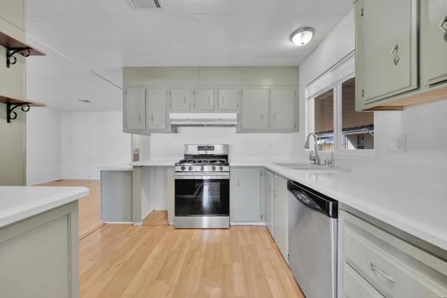 Detail Gallery Image 15 of 44 For 9255 N Magnolia Ave #SPC 46,  Santee,  CA 92071 - 2 Beds | 2 Baths