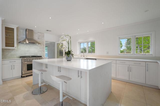 1525 Waverly Road, San Marino CA: https://media.crmls.org/mediaz/4f810f3d-6ab3-4938-93e6-d19d60e20ee9.jpg