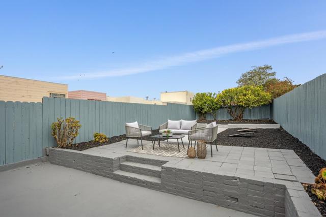 3530 Santiago Street, San Francisco CA: https://media.crmls.org/mediaz/4f811679-b937-4622-a5bd-db96df8287dd.jpg