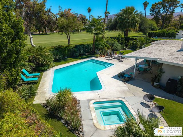 2072 S Bobolink Lane, Palm Springs, CA 92264
