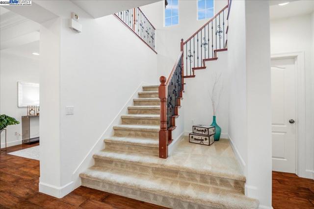 2396 Keats Ln, San Ramon CA: https://media.crmls.org/mediaz/4f8171ca-fa95-4cdf-ba29-460f5c9f6802.jpg