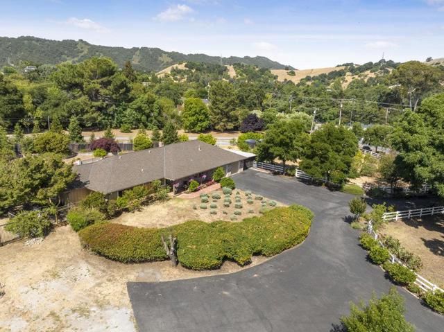 1090 W Edmundson Avenue, Morgan Hill CA: https://media.crmls.org/mediaz/4f82a0fa-1251-46d6-9c81-19e158421891.jpg