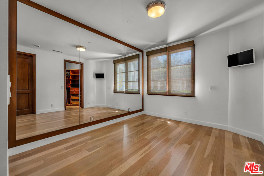MLS #26858295 image #46