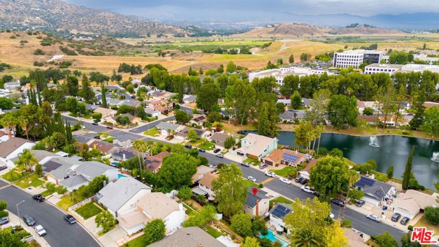 8389 Sedan Avenue, West Hills CA: https://media.crmls.org/mediaz/4f83f088-e37a-4d3a-bd68-e9de71c0d295.jpg