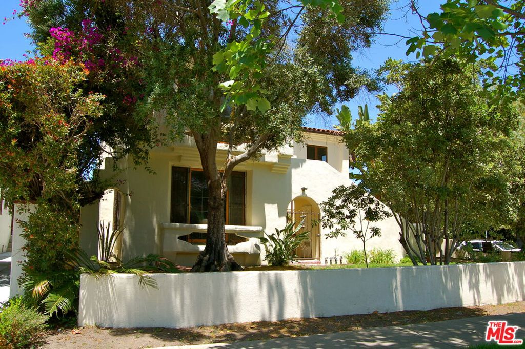 1203 HI POINT Street