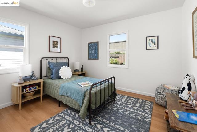 2234 Lobert St, Castro Valley CA: https://media.crmls.org/mediaz/4f845668-c36e-4677-b407-675889560c29.jpg