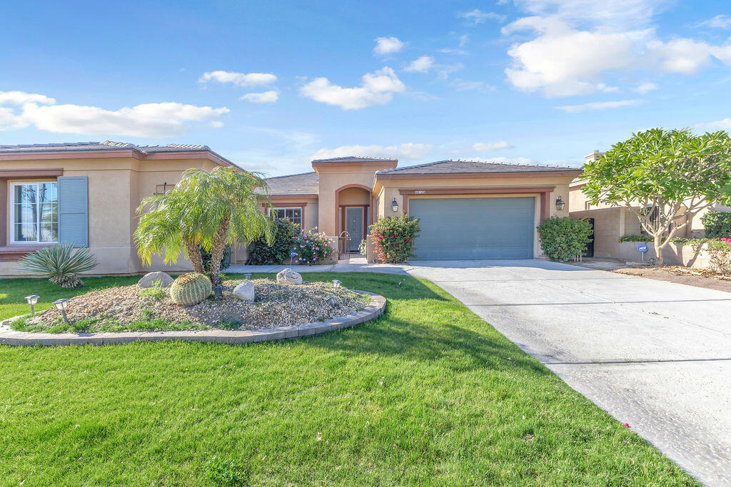 46109 Roadrunner Lane