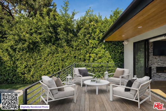 123 S Kilkea Drive, Los Angeles CA: https://media.crmls.org/mediaz/4f867384-a412-4cdd-8a9a-490445a568a6.jpg