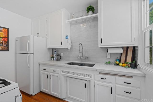 Detail Gallery Image 18 of 53 For 4461 Revillo Dr, San Diego,  CA 92115 - 2 Beds | 1 Baths