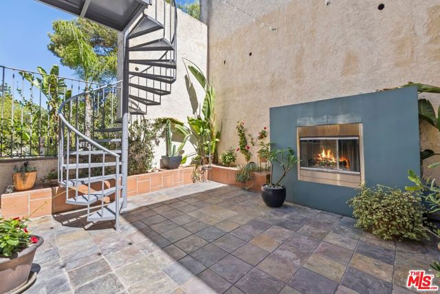 1300 N Beverly Glen Boulevard, Los Angeles CA: https://media.crmls.org/mediaz/4f86fd17-fb3f-408d-996c-0dfc55da32a0.jpg