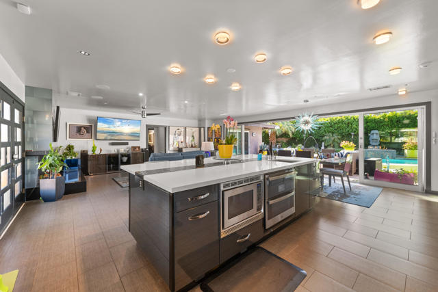 2749 E Livmor Avenue, Palm Springs, CA 92262