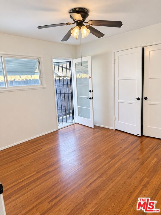 12811 Oxnard Street, 1 photo 14