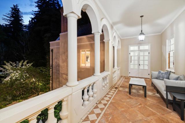 100 Canada Road, Woodside CA: https://media.crmls.org/mediaz/4f8a8f4f-1390-411f-8b39-9925685ded57.jpg