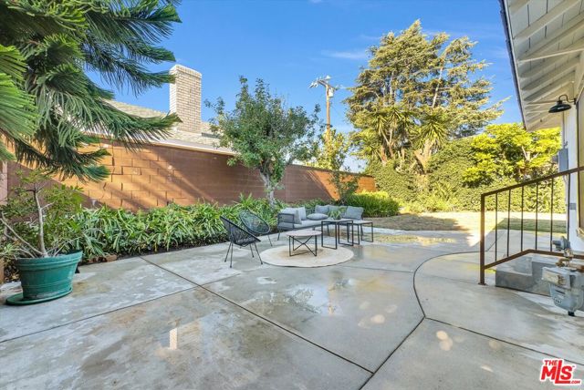 15515 La Moine Street, Hacienda Heights CA: https://media.crmls.org/mediaz/4f8adba2-645d-4db4-8a95-f02b8e538a11.jpg