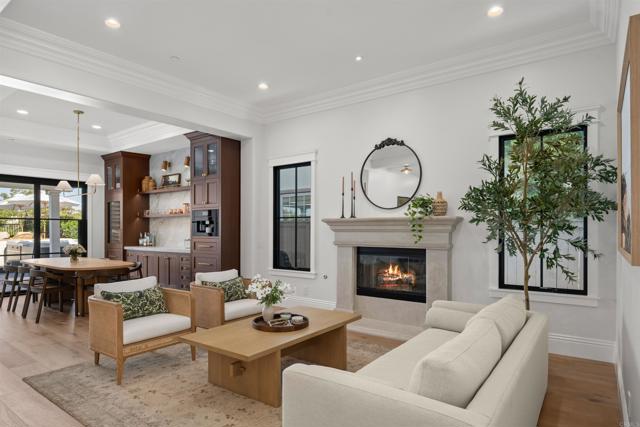 Detail Gallery Image 7 of 21 For 634 Shasta Drive, Encinitas,  CA 92024 - 5 Beds | 4/1 Baths