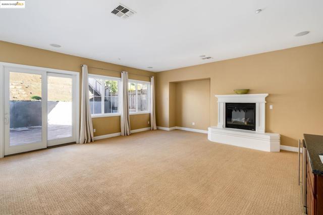 30 Arundel Dr, Hayward CA: https://media.crmls.org/mediaz/4f8c6dc3-85b0-49ba-9504-2a60b3688da2.jpg