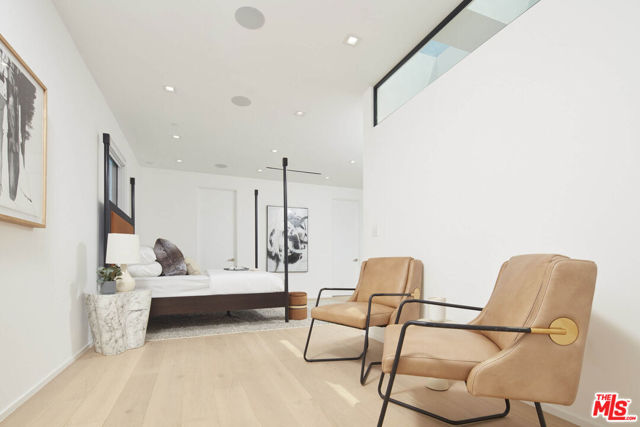4338 Huntley Avenue, Culver City CA: https://media.crmls.org/mediaz/4f8d2adf-8d42-4095-a2ca-536a337e8ee8.jpg