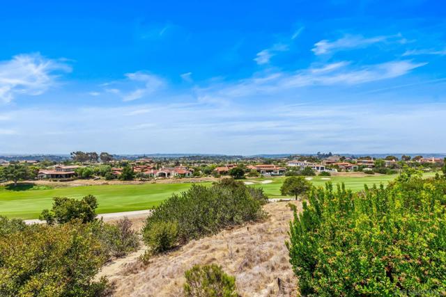 7975 Villas, San Diego CA: https://media.crmls.org/mediaz/4f8e3baa-01b6-4182-ae7b-36dcc7722706.jpg
