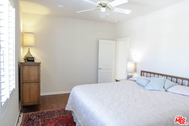 Image 26 of 36 For 5338 Via Dolores