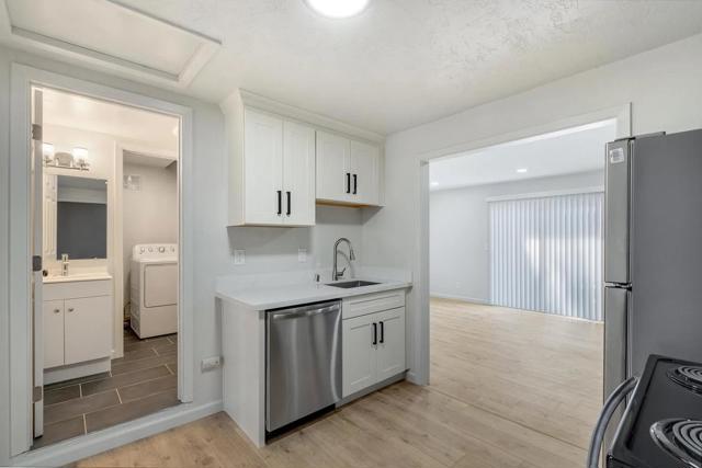 1995 Sumatra Avenue, San Jose CA: https://media.crmls.org/mediaz/4f9082b9-e7ca-422a-b1c9-090d4c5019d1.jpg