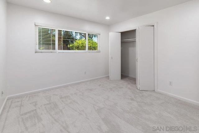8686 Cliffridge Ave., La Jolla CA: https://media.crmls.org/mediaz/4f90e340-b2ee-4adf-a2e5-15b8dca1585f.jpg