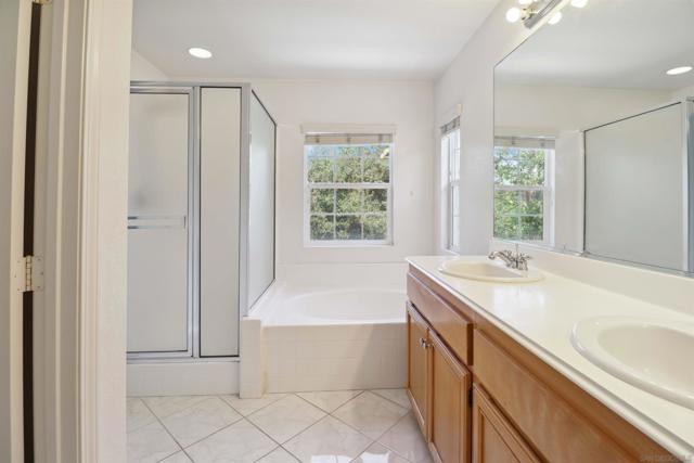 4101 Arroyo Way, National City CA: https://media.crmls.org/mediaz/4f915b92-ee10-4bc1-9ec8-51114085a5ba.jpg