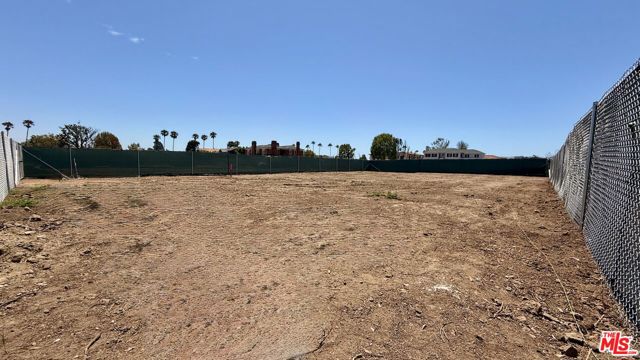 Drew Fenton | 745 Toyopa Drive Pacific Palisades CA | MLS: 7352099