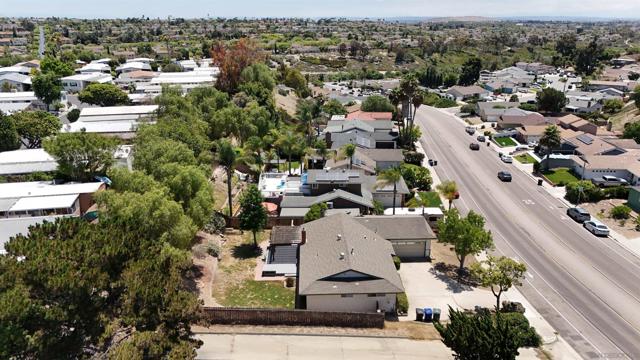 931 Rutgers Ave, Chula Vista CA: https://media.crmls.org/mediaz/4f91b80b-6829-4cf9-9643-f0f6be34ce7f.jpg