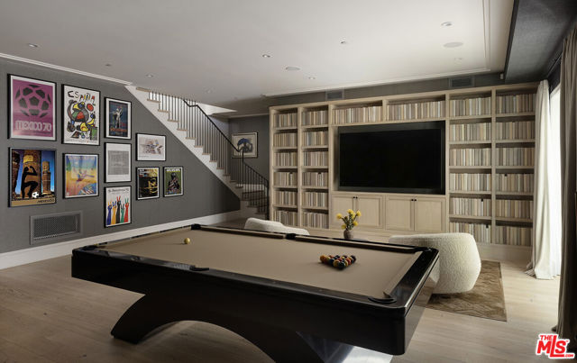 1628 Georgina Avenue, Santa Monica CA: https://media.crmls.org/mediaz/4f926d64-8a68-4b38-97d4-ea24e1b29352.jpg