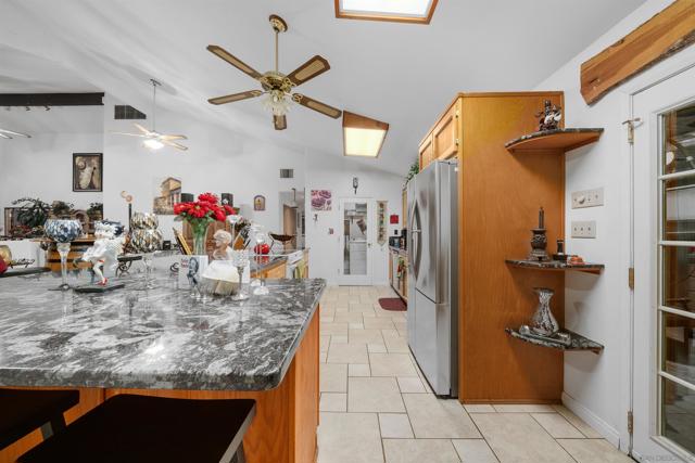 2410 Mount Elena Way, Jamul CA: https://media.crmls.org/mediaz/4f931b39-5141-4ecb-adf3-8a83b23b5281.jpg