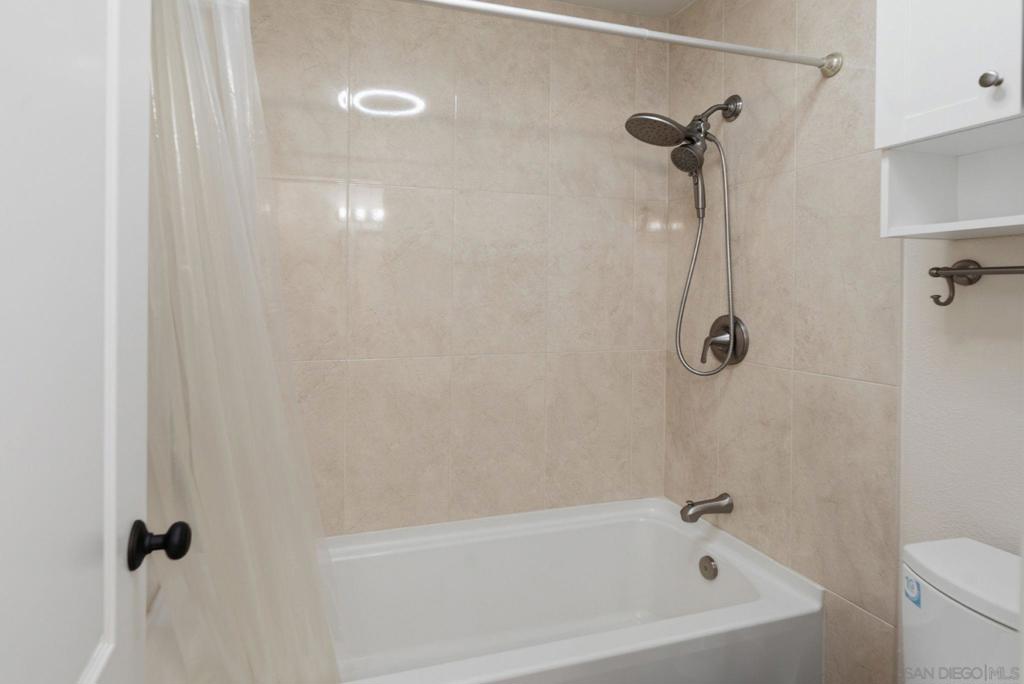 9005 Chart House St. - photo 19