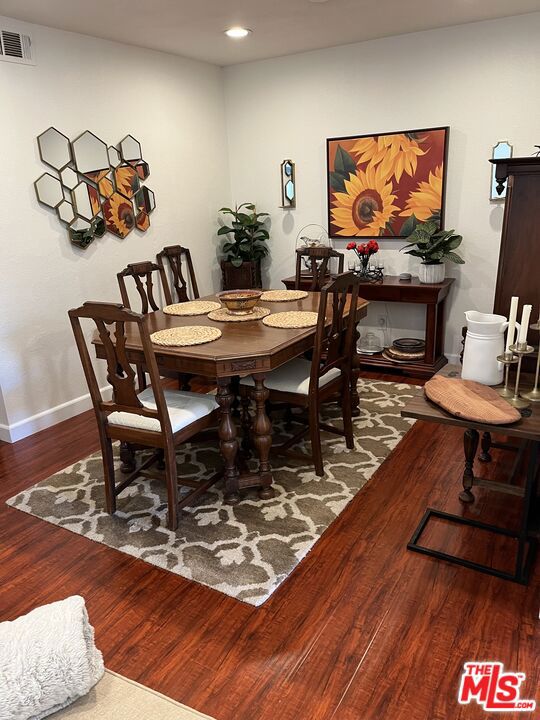 1064 Minoru Drive, San Jose CA: https://media.crmls.org/mediaz/4f940232-8a5e-4b64-a503-3fe7e9a39e8a.jpg