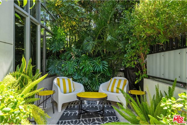 2 Bed Home for Sale in Los Angeles, California