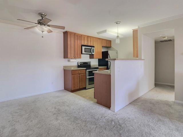 Detail Gallery Image 5 of 31 For 180 Chambers St #28,  El Cajon,  CA 92020 - 1 Beds | 1 Baths