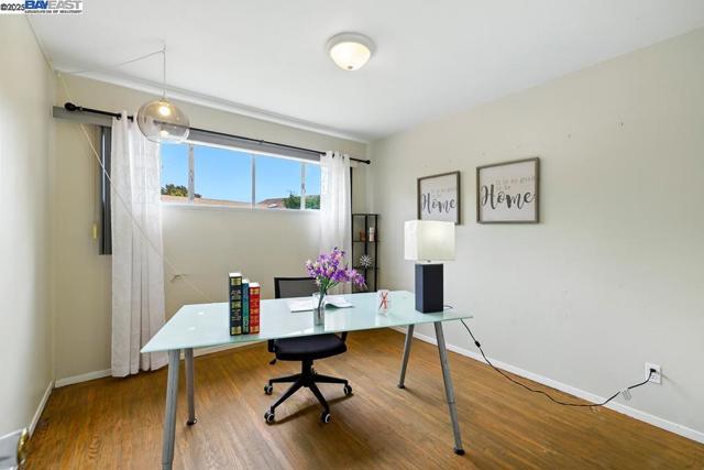 1677 Johnson St, San Leandro CA: https://media.crmls.org/mediaz/4f95e258-6312-441e-837a-3456cd511a41.jpg