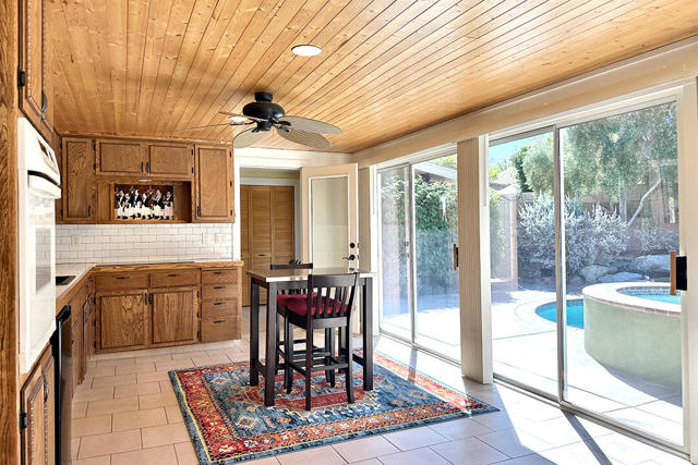 67931 Valley Vista Drive, Cathedral City CA: https://media.crmls.org/mediaz/4f96bdae-b330-45b0-b1eb-2282919a12ce.jpg