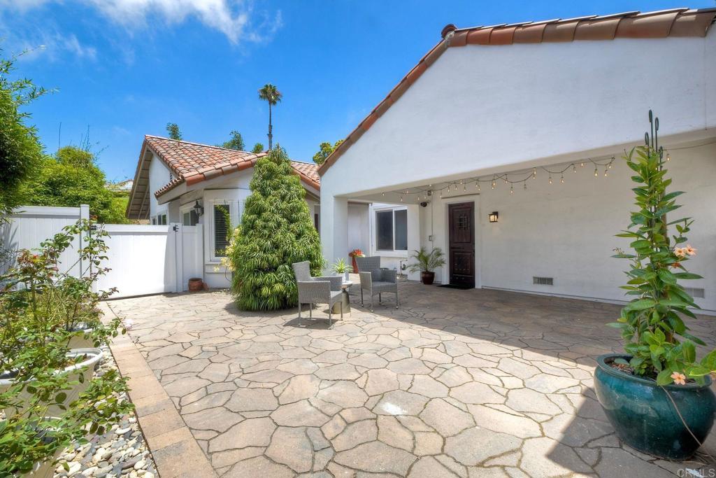 4710 Majorca Way - photo 4